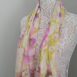 Lightweight scarf